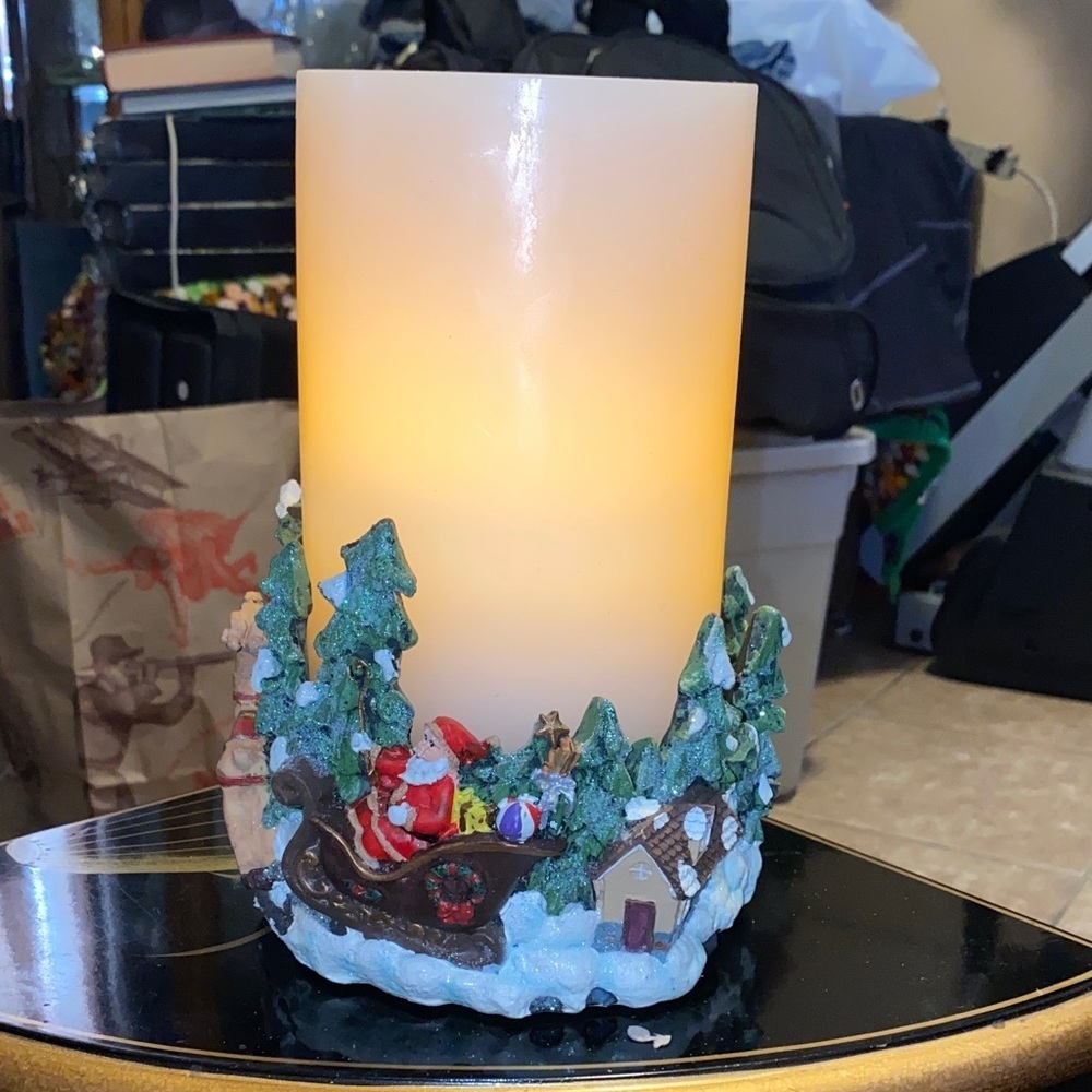 Christmas Candle with Santa and Trees Box28